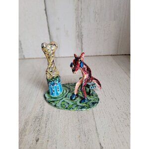Emotional‎ moment monument unknown dog Bone Reid fox art metal figure unique